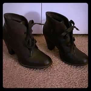 Women’s brown bootie heels